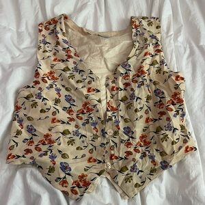 Floral Button-Up Sleeveless Top